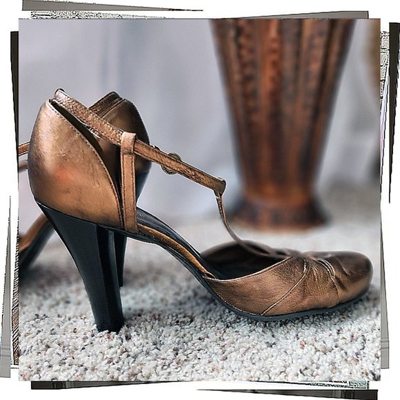 Victoria/1920’s flapper Copper Leather t-strap Heels - Picture 3 of 9